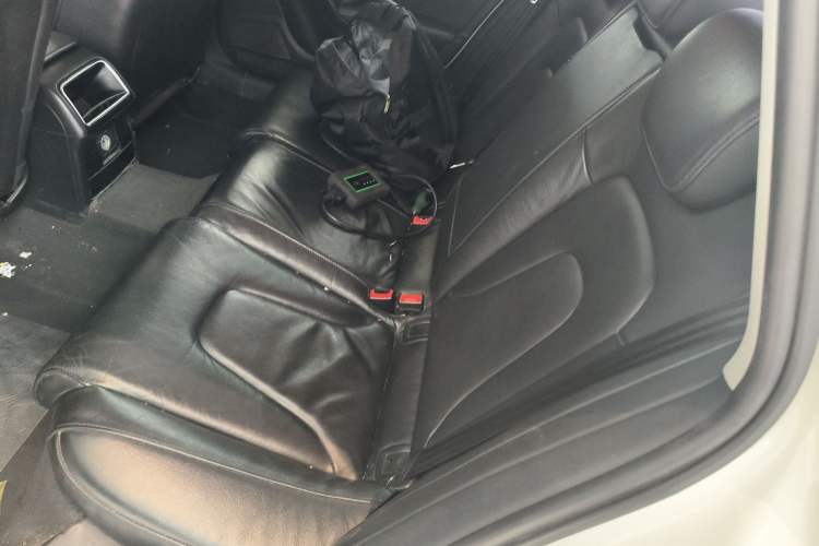 Used Audi A4L 2013 35 TFSI Automatic Standard Model Left Rear Seat