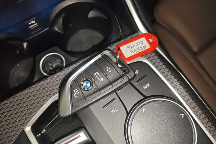 Used BMW i3 2024 eDrive 40 L Midnight Edition
