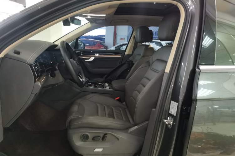 Used Volkswagen Touareg 2021 3.0 TSI Prestige Edition Classic Sport Package