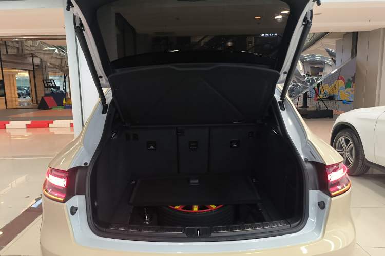 Used Porsche Macan 2022 Macan 2.0T