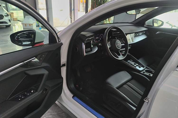 Used Audi A3 2024 A3L Limousine 35 TFSI Fashion Sport Model Driver Seat
