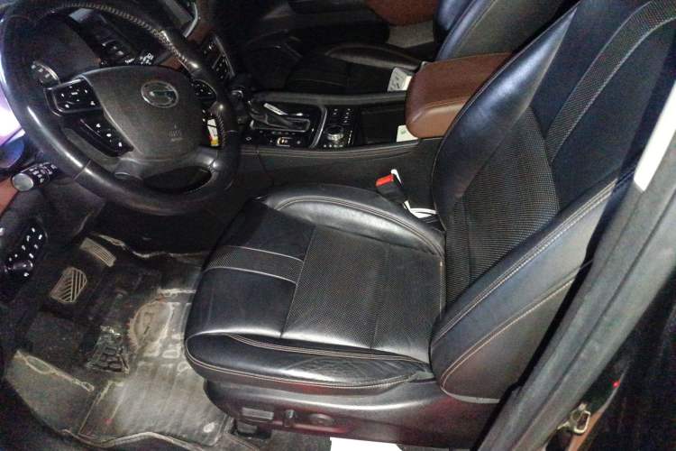 Used GAC Trumpchi GS8 2017 320T Four-Wheel Drive Luxury Smart Connectivity Version (7 Seats) Left Front Seat