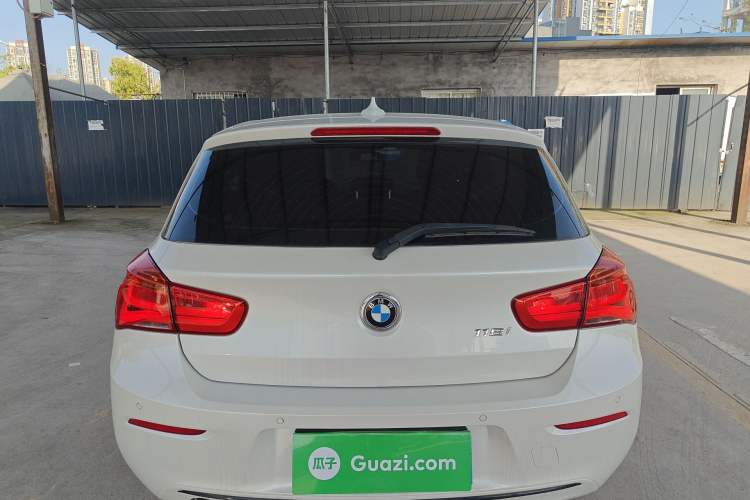 Used BMW 1 Series 2018 118i Sport Design Package