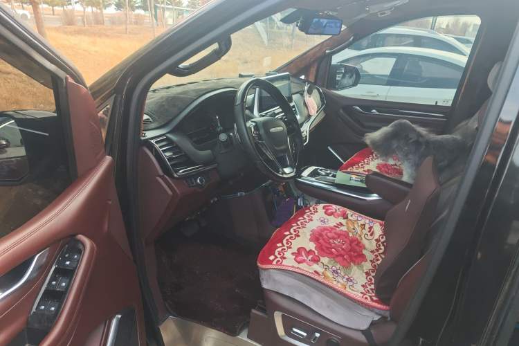 Used SAIC MAXUS G20 2021 Facelifted PLUS 2.0T Gasoline Automatic Luxury Edition Driver Seat