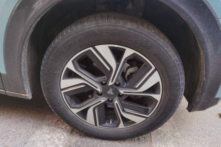 Used NETA U 2022 Zhi400 Pro Ternary Lithium