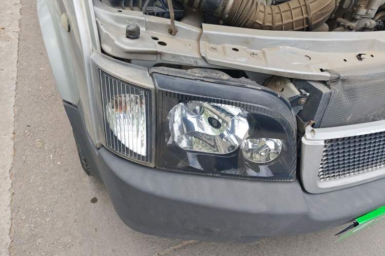 Used Ford Classic Transit 2013 2.8T Facelifted Diesel Van - Short Wheelbase Mid-Roof Model JX493ZLQ4
