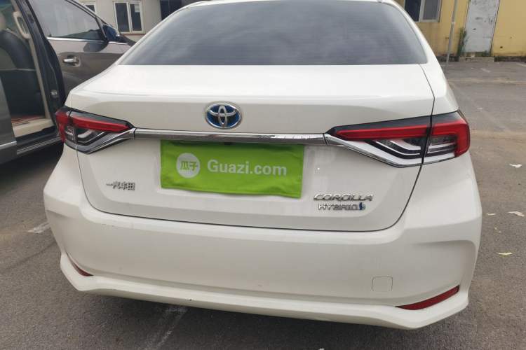 Used Toyota Corolla 2021 Dual-Motor 1.8L E-CVT Elite Edition
