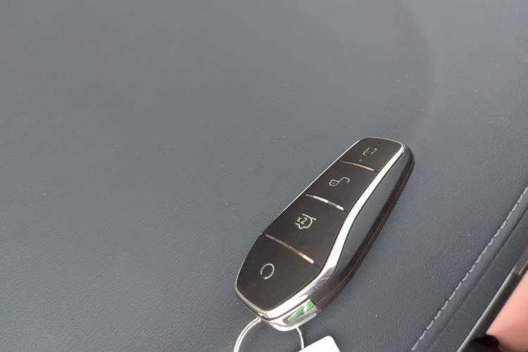 Used BYD Song L EV 2025 Intelligent Driving Version 550 km Excellence Edition