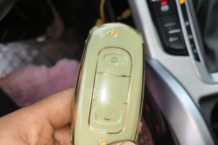 Used Geely Auto Emgrand X7 Sport 2018 1.8TD Automatic All-Wheel-Drive ZhiZun Model with 4G Connectivity