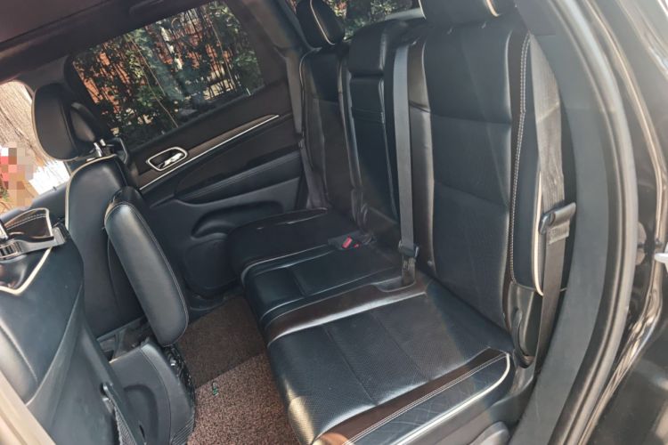 Used Jeep Grand Cherokee 2015 3.6L Luxury Navigation Edition
