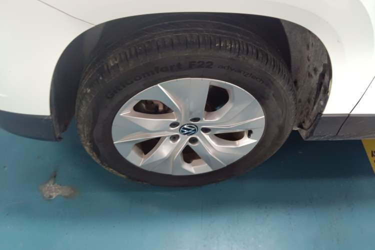 Used Volkswagen Tharu 2023 300TSI Two-Wheel-Drive Crescent Edition Exterior 4