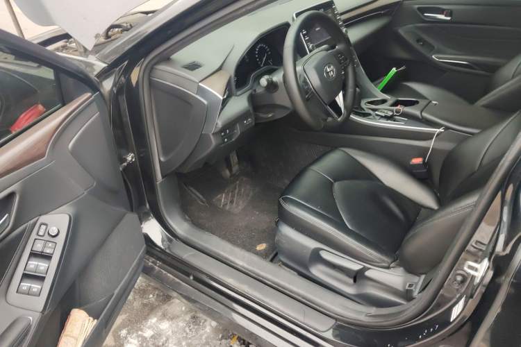 Used Toyota Avalon 2019 2.0L Ambition Edition China VI