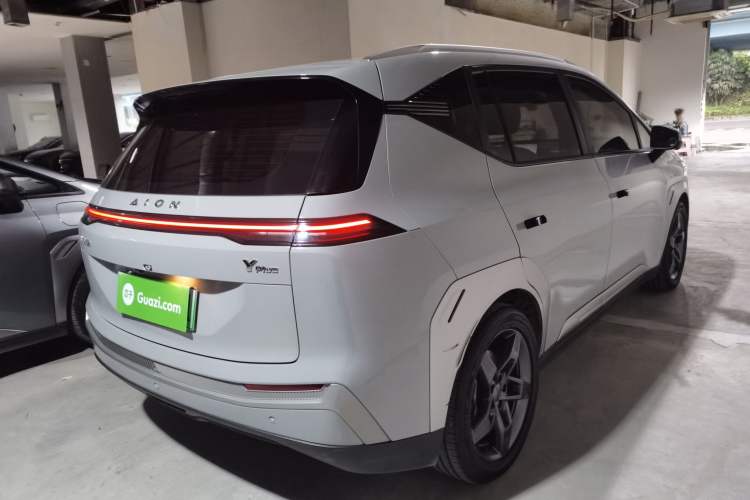 Used AION Y 2023 Plus 510 Tech Edition
