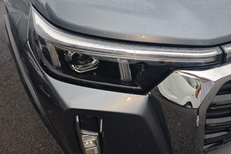 Used CHANGAN Lantop 2023 2.0T Automatic 4x4 Gasoline Flagship Standard Cab