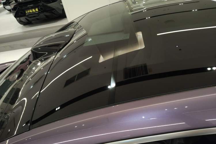 Used Hima Luxeed R7 2024 All-Electric 736 km Ultra Roof