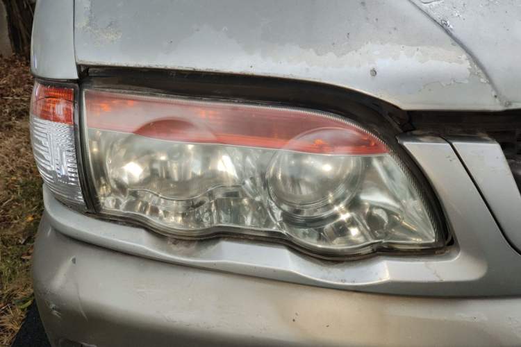 Used FORTHING Lingzhi 2014 V3 1.5L 7-Seater Standard Model II
