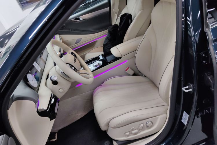 Used Genesis G80 2024 2.5T Rear-Drive Luxury Edition
