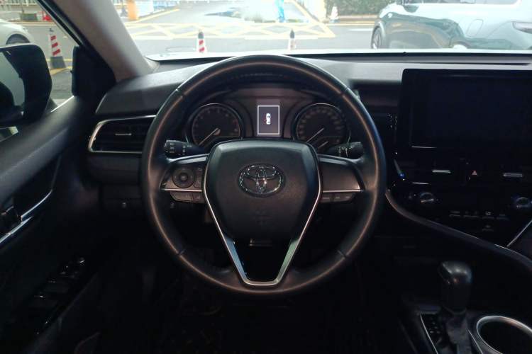 Used Toyota Camry 2023 2.0GVP Premier Edition Steering Wheel