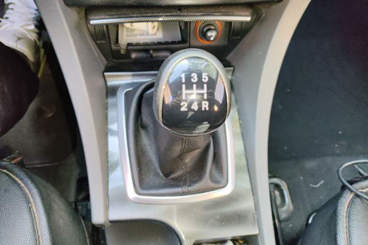 Used Ford Focus 2014 Hatchback Classic 1.8L Manual in Cool White Collector's Edition