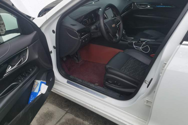 Used Cadillac ATS-L 2017 28T Tech Edition Driver Seat