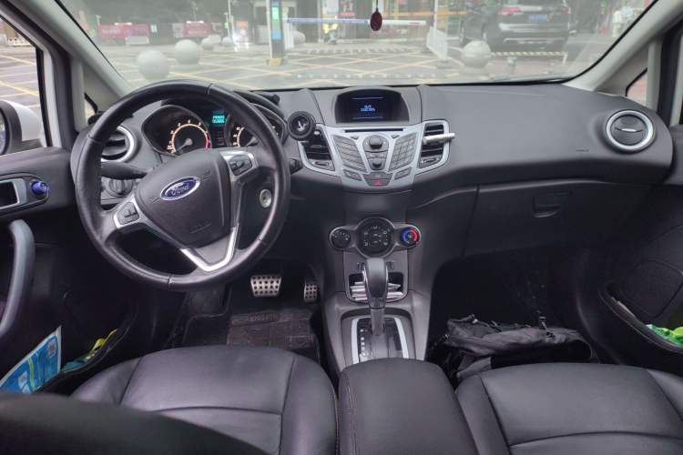 Used Ford Fiesta 2013 Hatchback 1.5L Automatic Fashion Edition