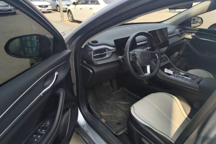 Used BYD Destroyer 05 2024 HONOR Edition DM-i 55KM Luxury Model
