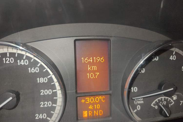 Used Mercedes-Benz Viano 2013 3.0L Hospitality Edition