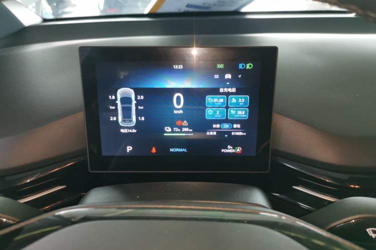 Used MG 4 EV 2022 425 km Luxury Edition
