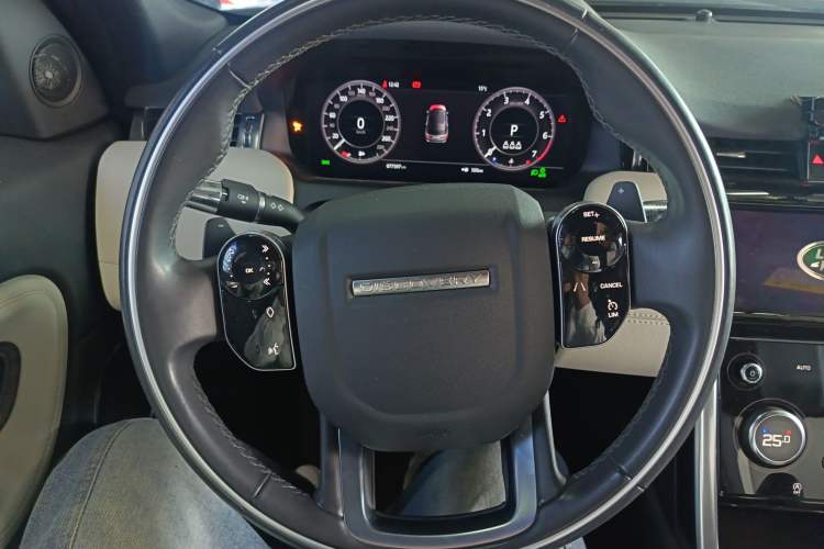 Used Land Rover Discovery Sport 2020 249 PS R-Dynamic Performance Edition
