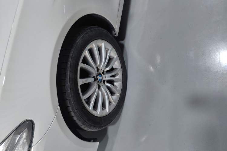 Used BMW 5 Series 2014 525Li Luxury Design Package