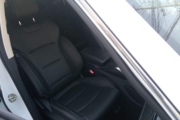 Used Geely Auto Emgrand X7 Sport 2020 1.8TD DCT Smart Connect PRO Right Front Seat