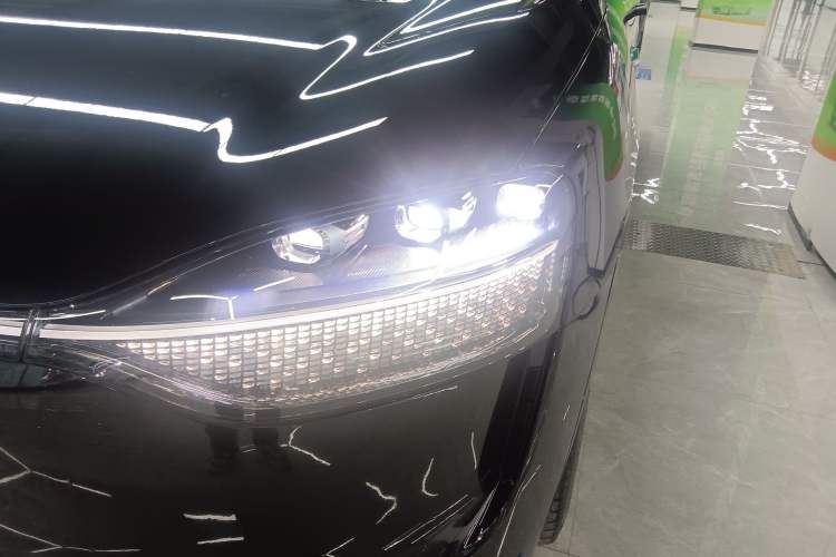 Used Hima AITO M9 2024 Range-Extended Max Edition 42 kWh 6-Seater Version Left Front Headlight