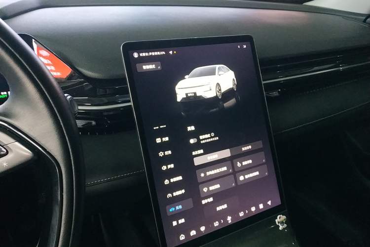 Used Geely Galaxy L6 2024 125km PLUS Dragon Edition Audio And AC Panel