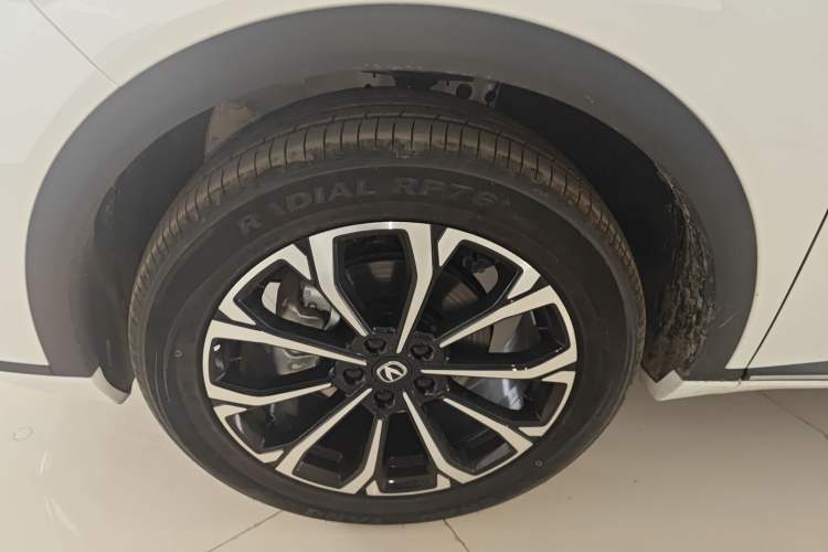 Used CHANGAN CS55PLUS PHEV 2025 Smart New Blue Whale 125km Battleship Edition Left Front Wheel Hub