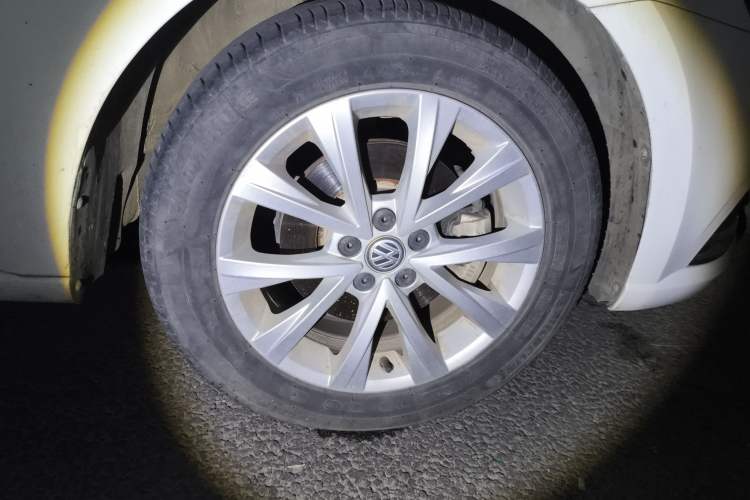 Used Volkswagen Lavida 2017 1.6L Automatic Comfort Edition