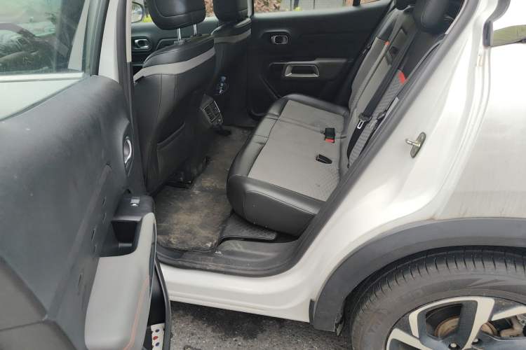 Used Citroen C5 AIRCROSS 2018 350THP Enjoyment Version Left Rear Seat
