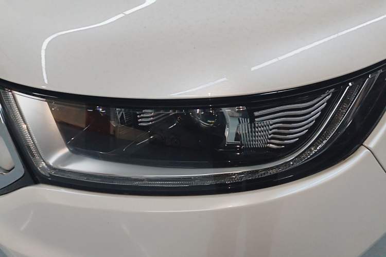 Used Ford Edge 2018 EcoBoost 245 Two-Wheel-Drive Titanium 7-Seater China V Standard
