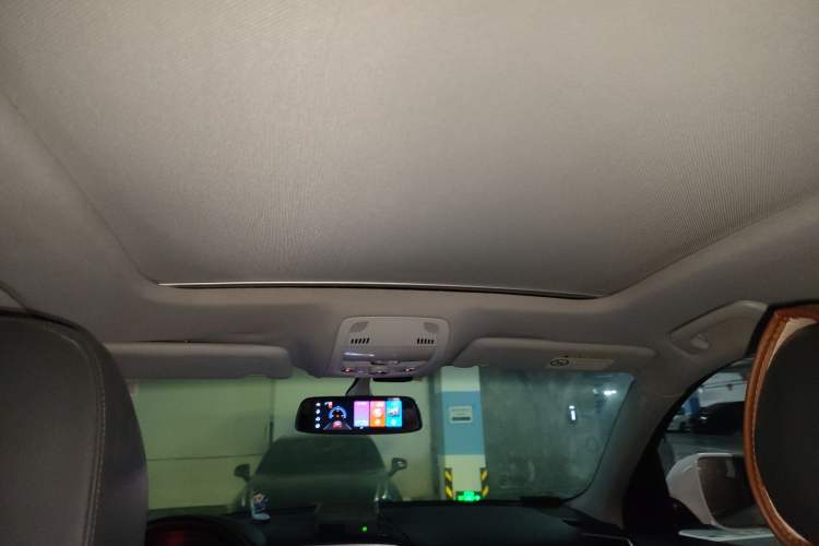 Used Audi Q5 2013 40 TFSI Technology Edition Headliner