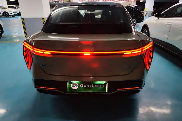 Used Hongqi EH7 2024 690 Pro