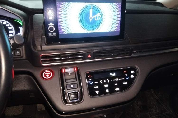 Used Honda Elysion 2022 2.0L eHEV Luxury Edition