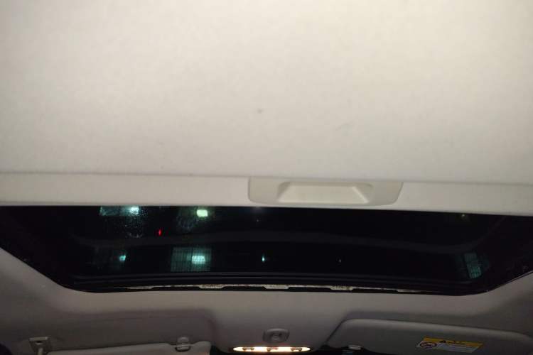 Used Venucia T70 2020 2.0L CVT Elite Edition China VI Standard