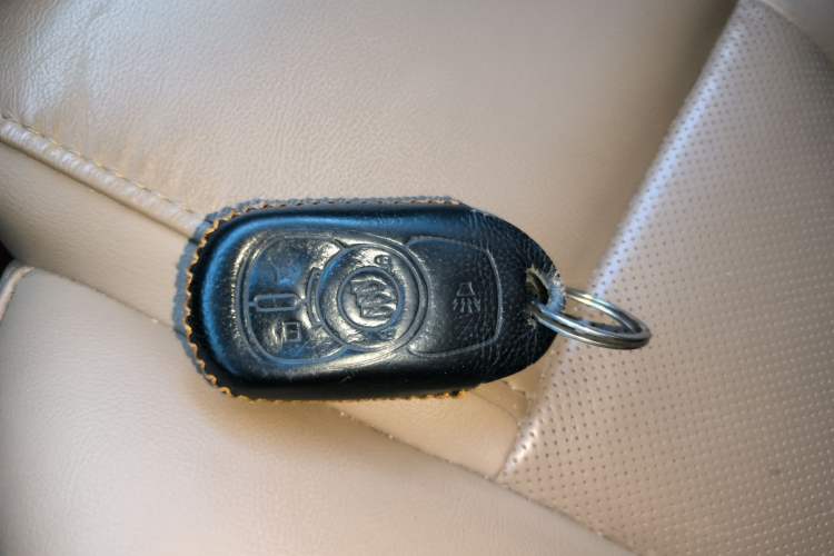 Used Buick GL8 2018 ES 28T Flagship Model China VI Standard