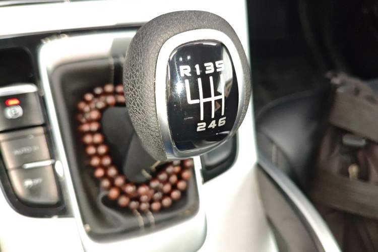 Used Geely Auto Emgrand X7 Sport 2016 2.0L Manual ZhiShang Version