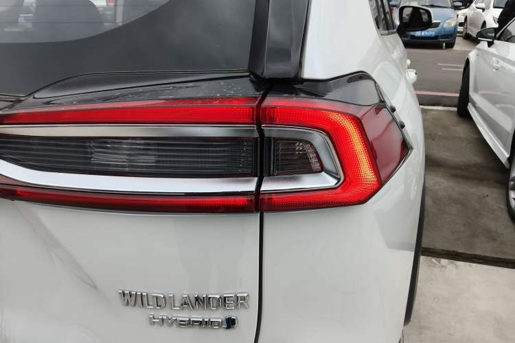 Used Toyota Wildlander 2023 Dual-Motor 2.5L E-CVT Four-Wheel Drive Prestige Edition
