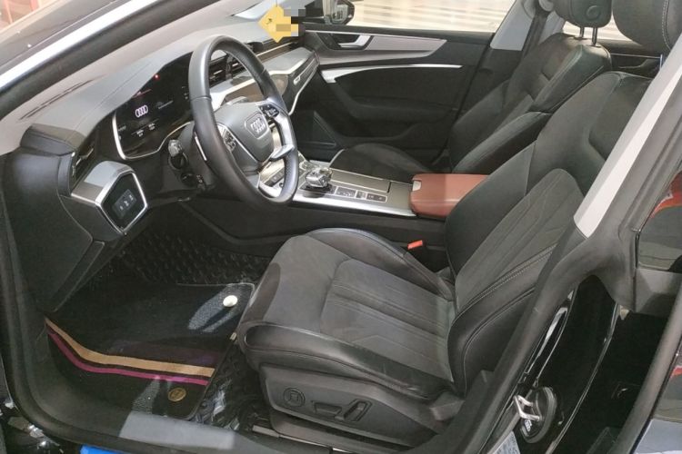 Used Audi A7L 2024 45TFSI S-line Dream-Building Edition Flow Crystal Package
