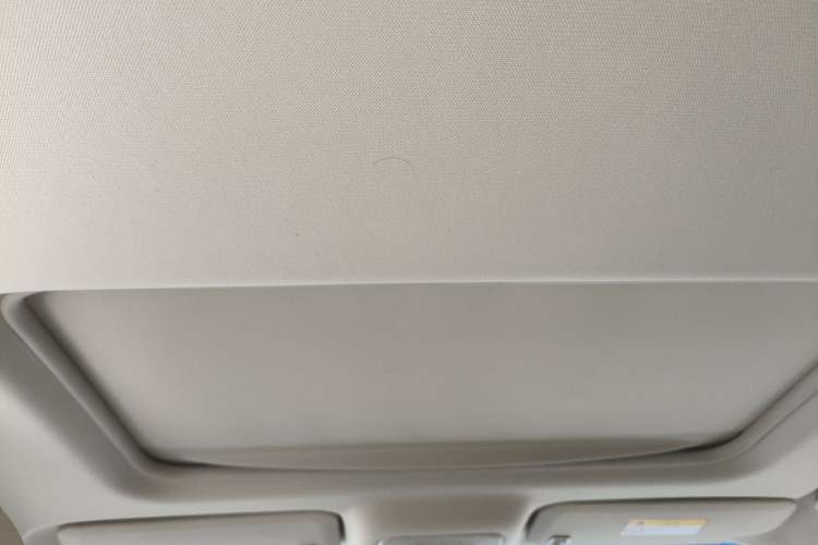 Used Buick GL8 2023 Land Executive Class 652T Luxury Model
