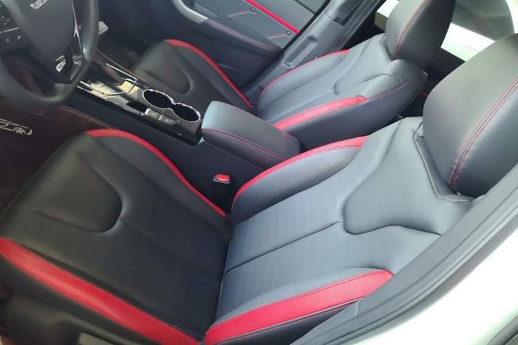 Used Venucia D60 2020 1.6L XL CVT Enjoyment Edition