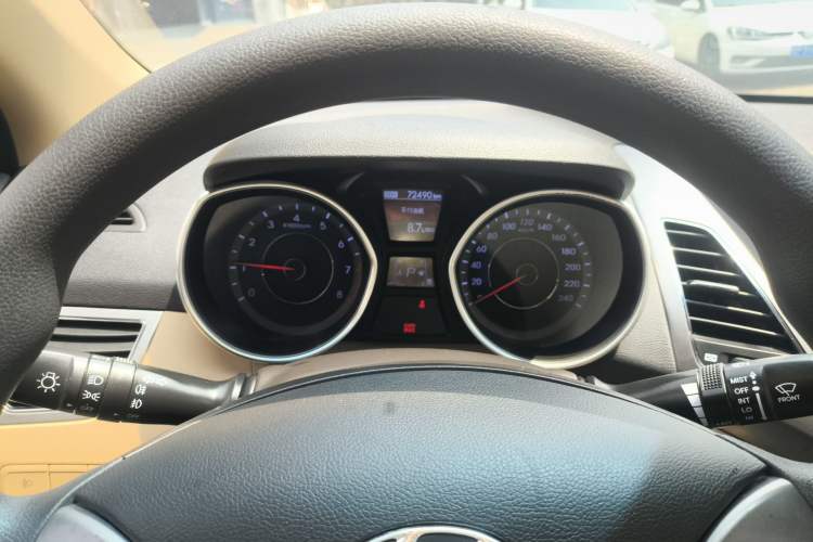 Used Hyundai Elantra (5th Generation / Langdong) 2013 1.6L Automatic Leading Model Instrument Cluster