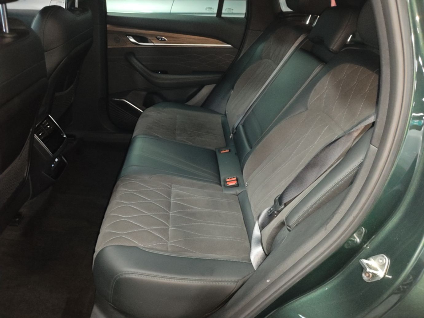 Geely Auto Monjaro L 2025 Dongfang Yao 2.0TD Automatic Lanxing Edition — снимка 20