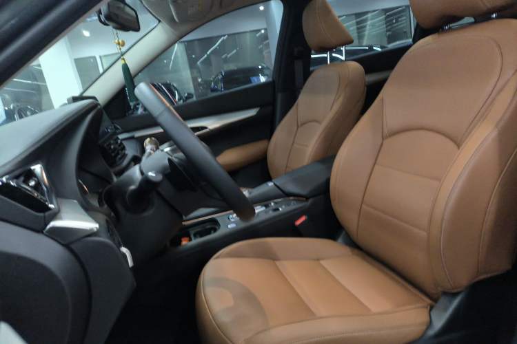 Used Infiniti QX50 2026 Model 2.0T Two-Wheel-Drive Navigation Edition
